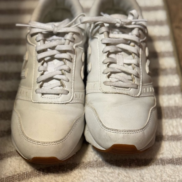 New Balance Classic White Sneakers 311 - Picture 3 of 4